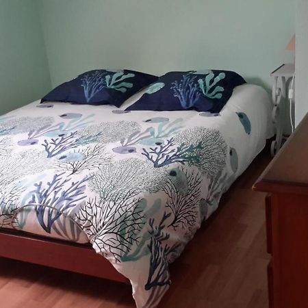 Agreable Logement Dans Petit Village Sud-Essonne Champcueil Exterior photo