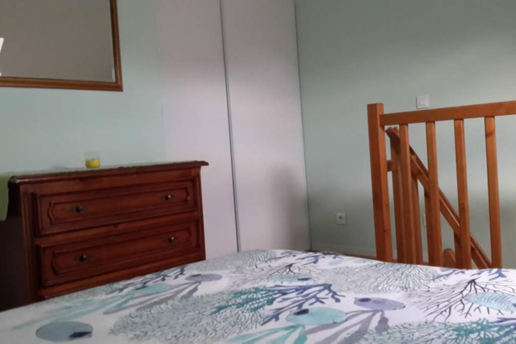Agreable Logement Dans Petit Village Sud-Essonne Champcueil Exterior photo