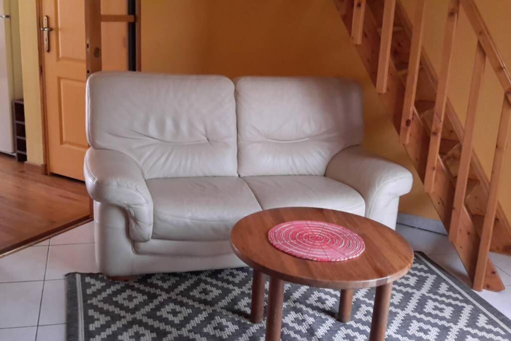 Agreable Logement Dans Petit Village Sud-Essonne Champcueil Exterior photo